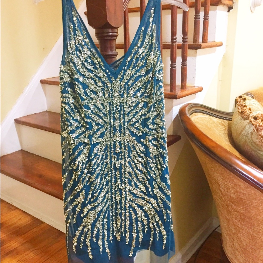 Sexy & Elegant Adrianna Papell Cocktail Dress