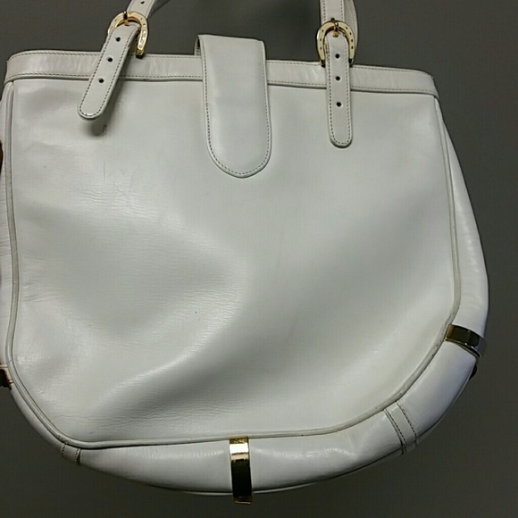 GUCCI - Picture 3 of 4