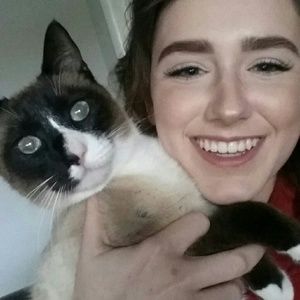 Meet your Posher, Trinity