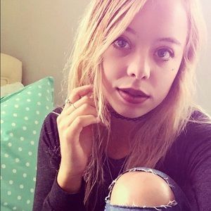 Meet your Posher, Christine