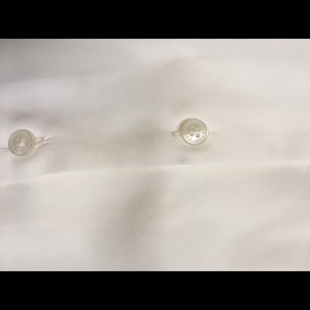 🌟🌟Express button down top - Picture 3 of 4