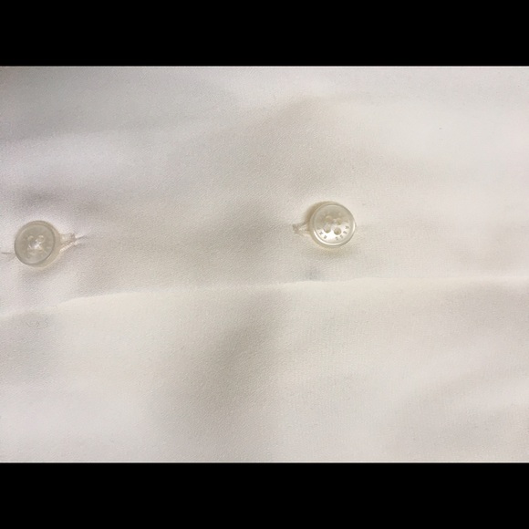 🌟🌟Express button down top - Picture 3 of 4