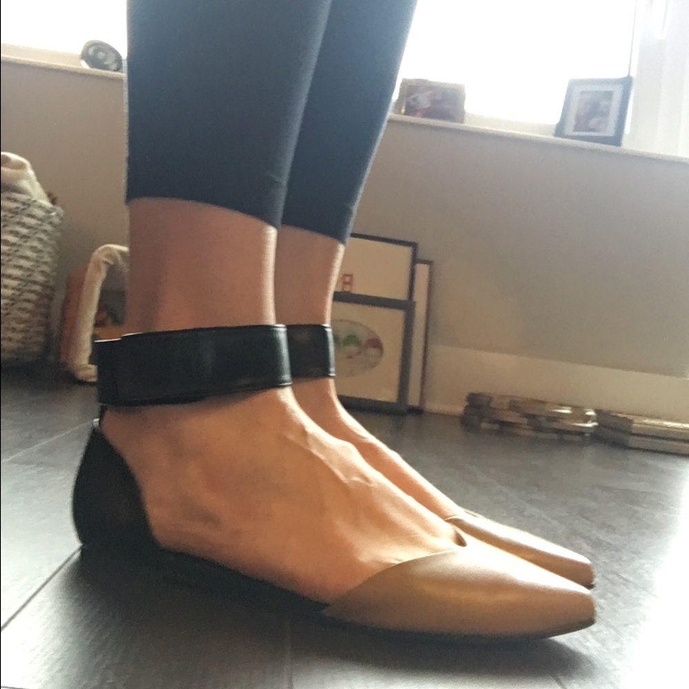 ShoeMint flats w/ ankle strap (size 8)