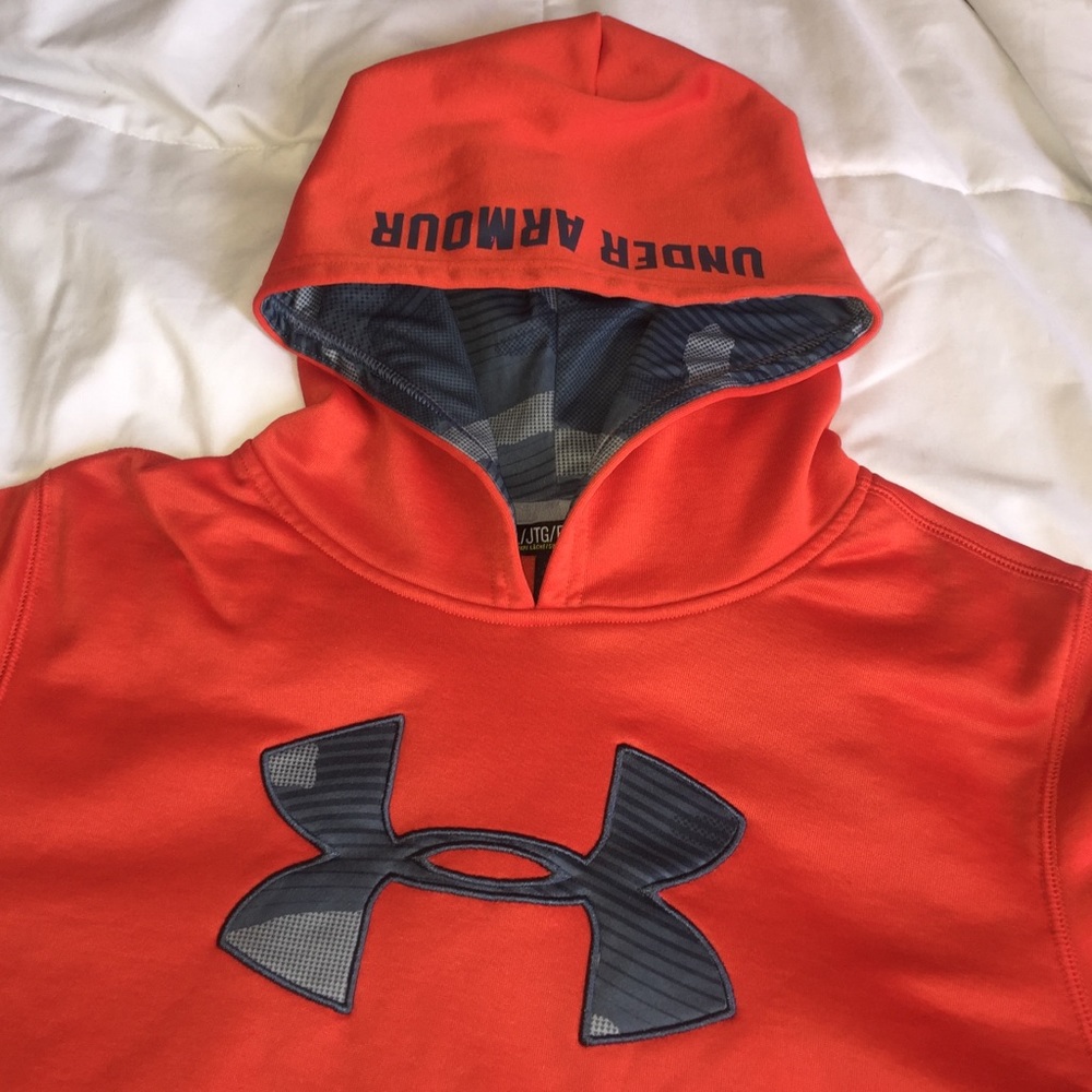 Under armour hoodie!!!
