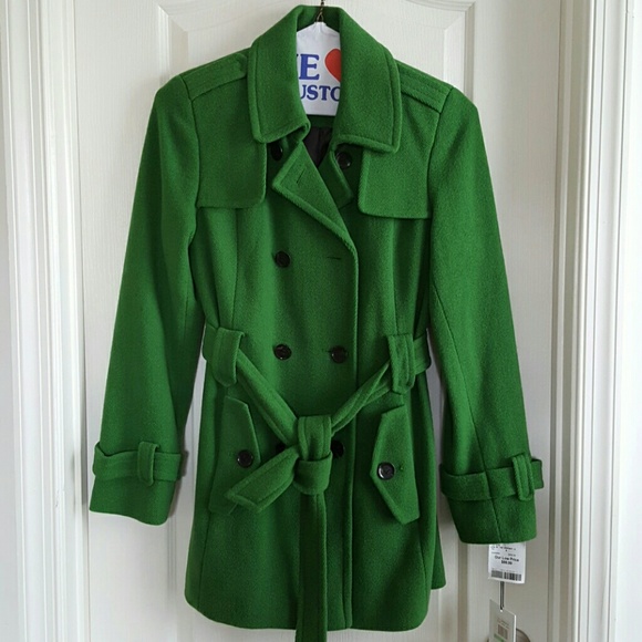 Coat - Picture 1 of 4