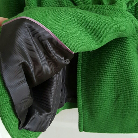 Coat - Picture 4 of 4