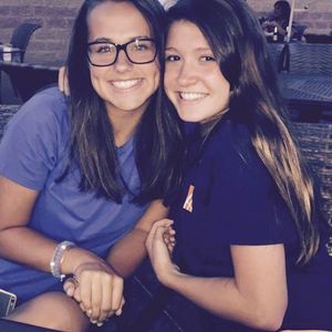 Meet your Posher, Addison