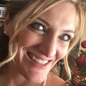 Meet your Posher, Hollie