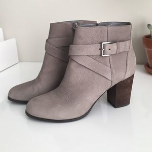 Cole Haan Gray Ankle Boot Size 7