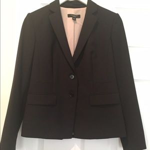Stylish Ann Taylor suit jacket/blazer