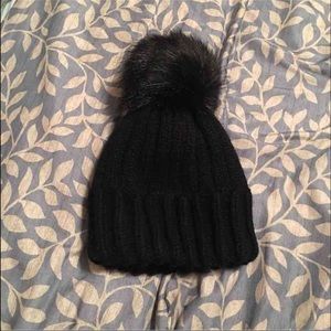 Woman's Black Hat