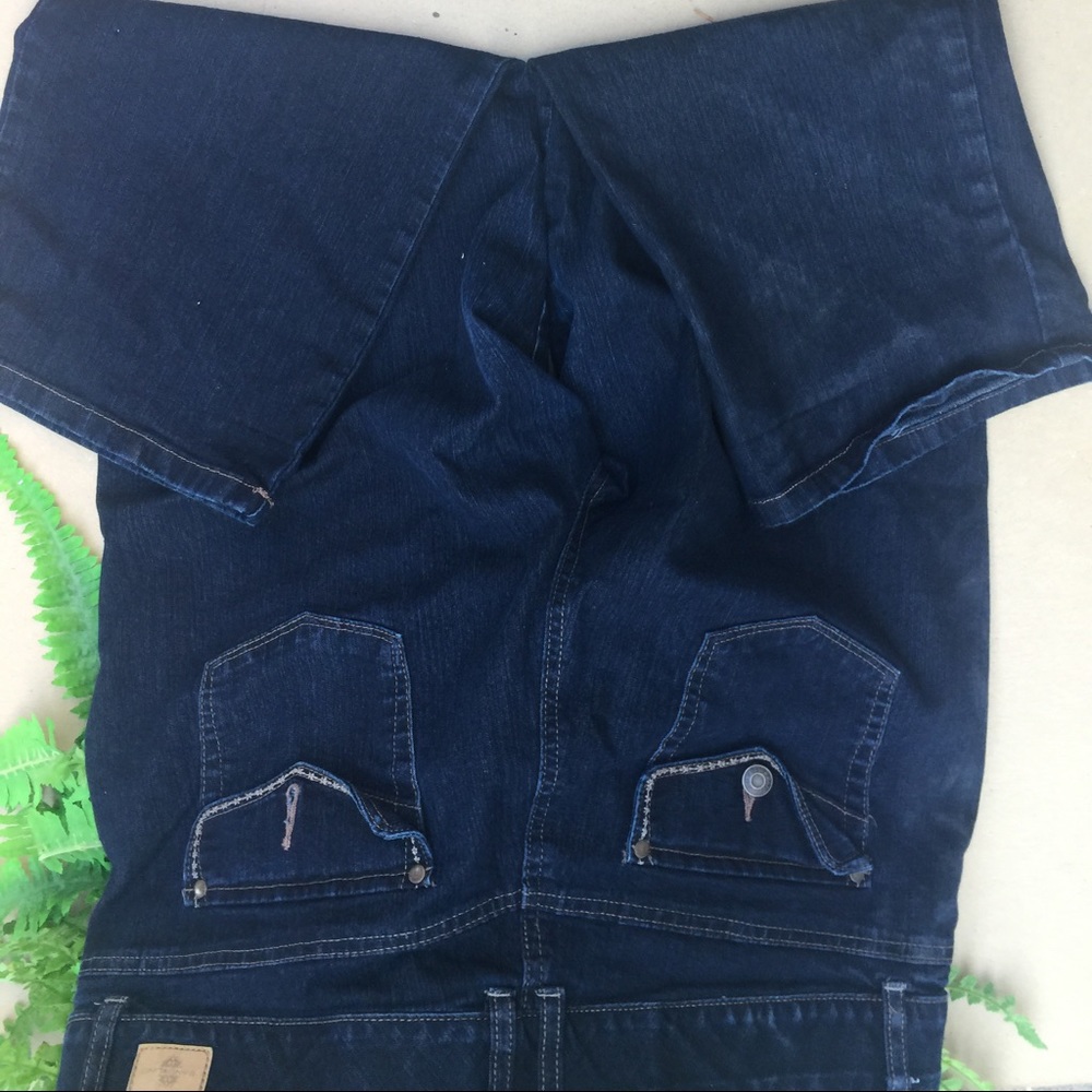 💋💋CLEARANCE💋💋Capri pants Resale) - Picture 4 of 4