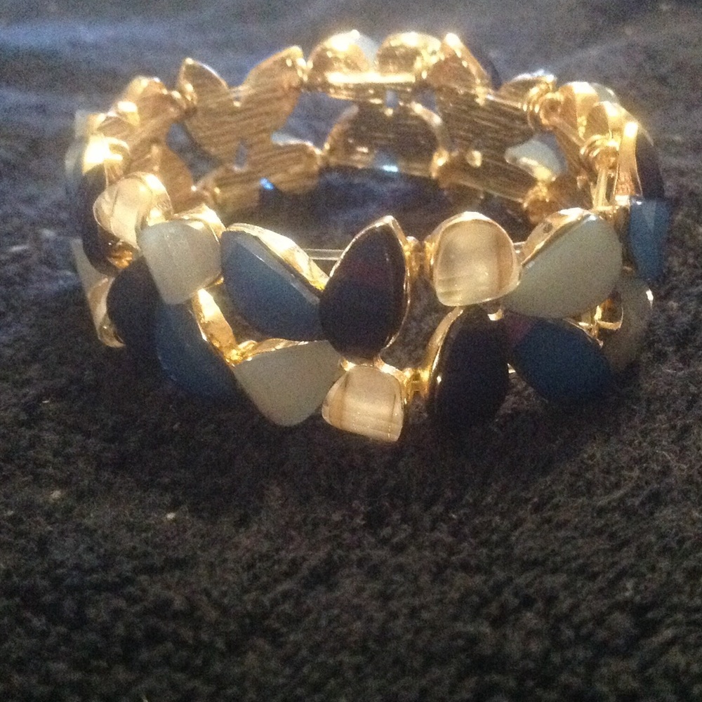 Multi-Blue Coloured bracelet