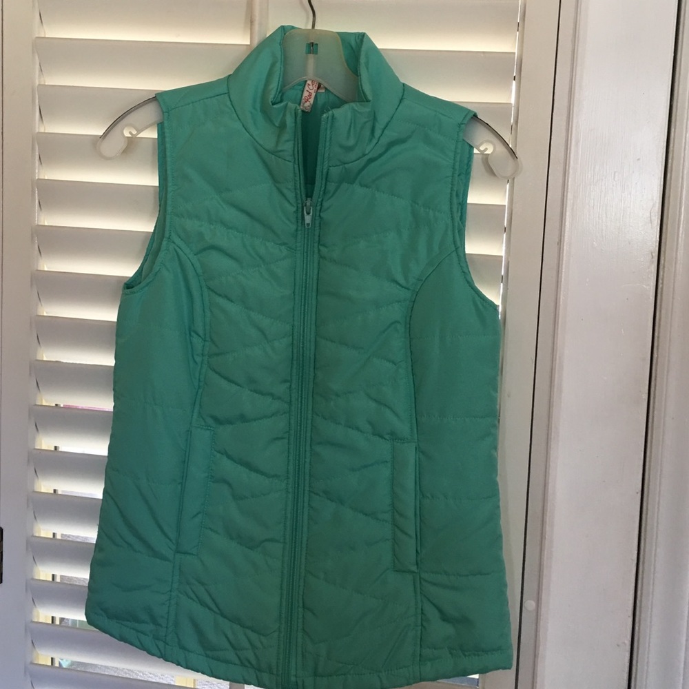 Red camel vest