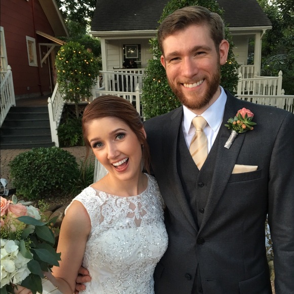 Meet your Posher, Lindsey - Picture 1 of 1