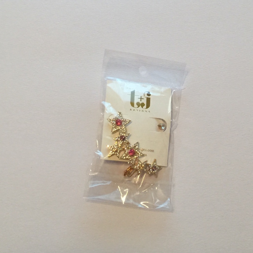 Statement Earring - Picture 4 of 4