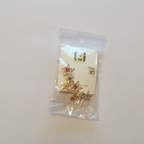 Statement Earring - Picture 4 of 4