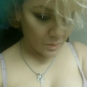 Meet your Posher, Marisol