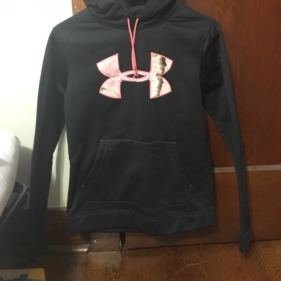 Under Armour Tops - UA hoodie