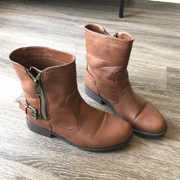 Madden Girl Shoes - Madden Girl Cameron faux leather zip ankle boots