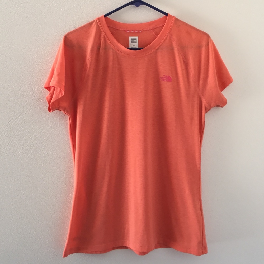 North Face Vapor Wick short sleeve tee, orange, M