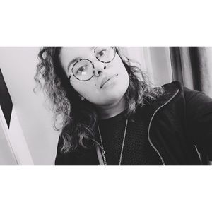 Meet your Posher, Cris