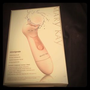 Mary Kay Skinvigorate