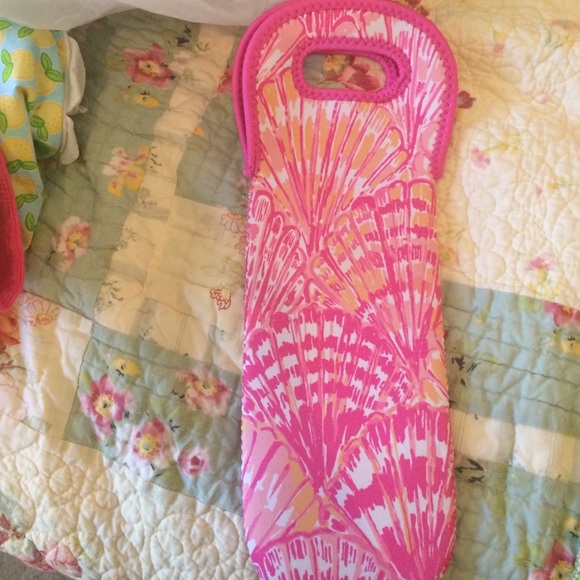 NWOT Lilly Pulitzer Insulated Wine Totes(2) - Picture 3 of 4