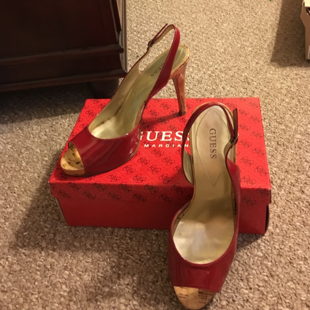 Shoes - Picture 3 of 4