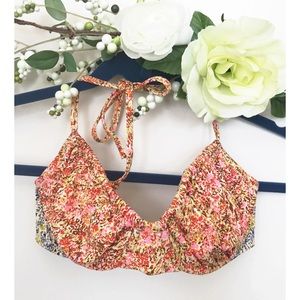 NWOT Madewell floral print bathing suit top! 🌺✨