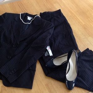 Navy pant suit