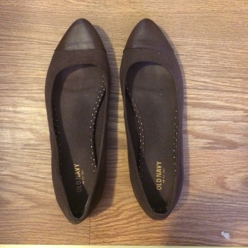 Old navy brown flats