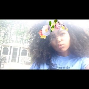 Meet your Posher, Olivia