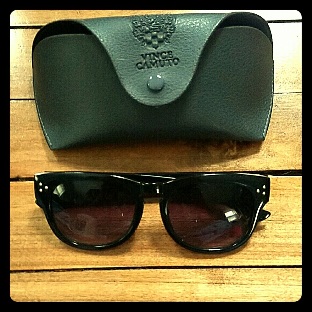 Vince Camuto black sunglasses