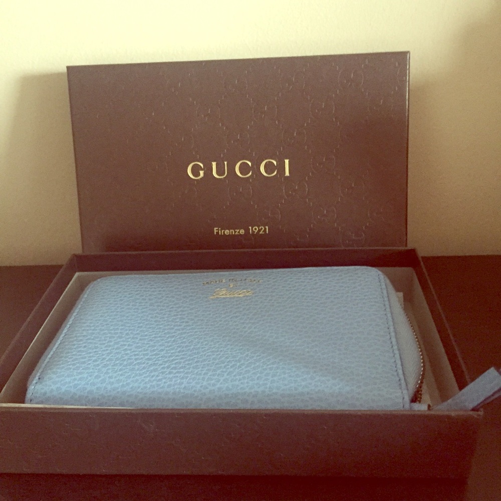 Gucci wallet