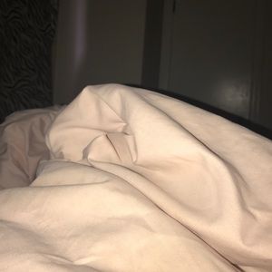 Meet your Posher, Leticia