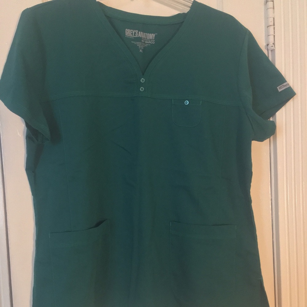 Grey's Anatomy Scrubs Modern 3 Pocket V-Neck Top