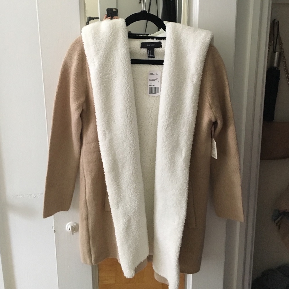 BRAND NEW FOREVER 21 Cardigan