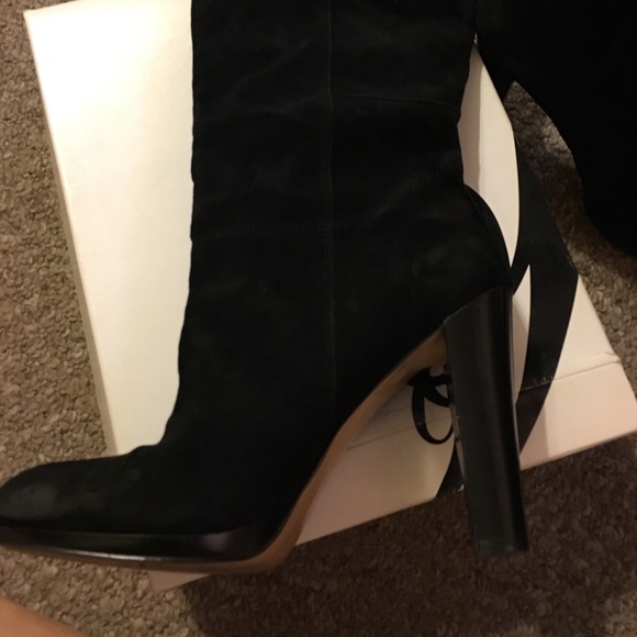 Boots - Picture 2 of 4