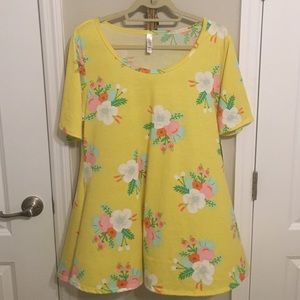 LulaRoe Large Floral Perfect T