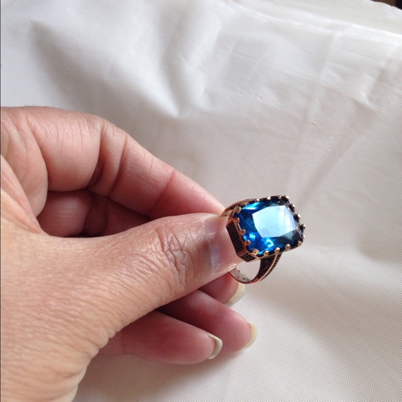 925 STERLING SILVER SOLITAIRE RING 7g - Sz 8 - Picture 4 of 4