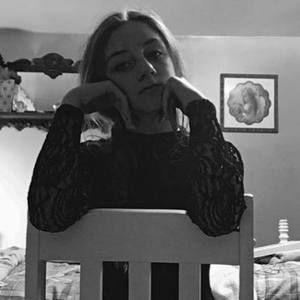 Meet your Posher, Layla