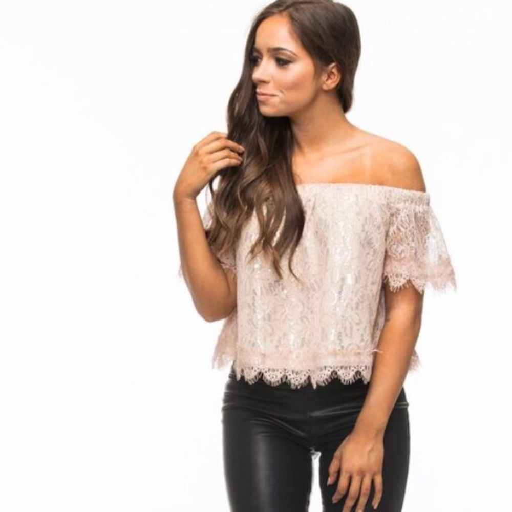 Endless Rose Lace Top