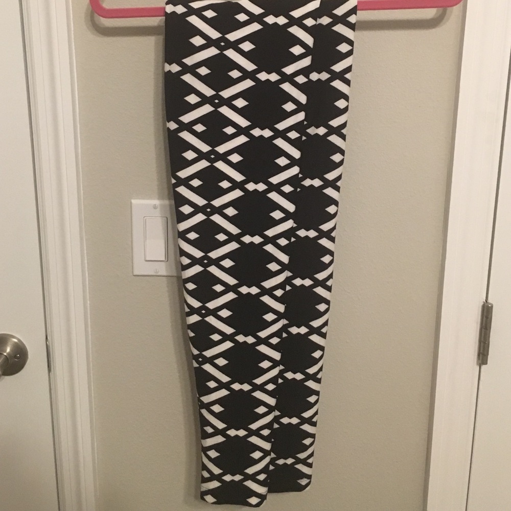 LulaRoe Geometric OS Leggings