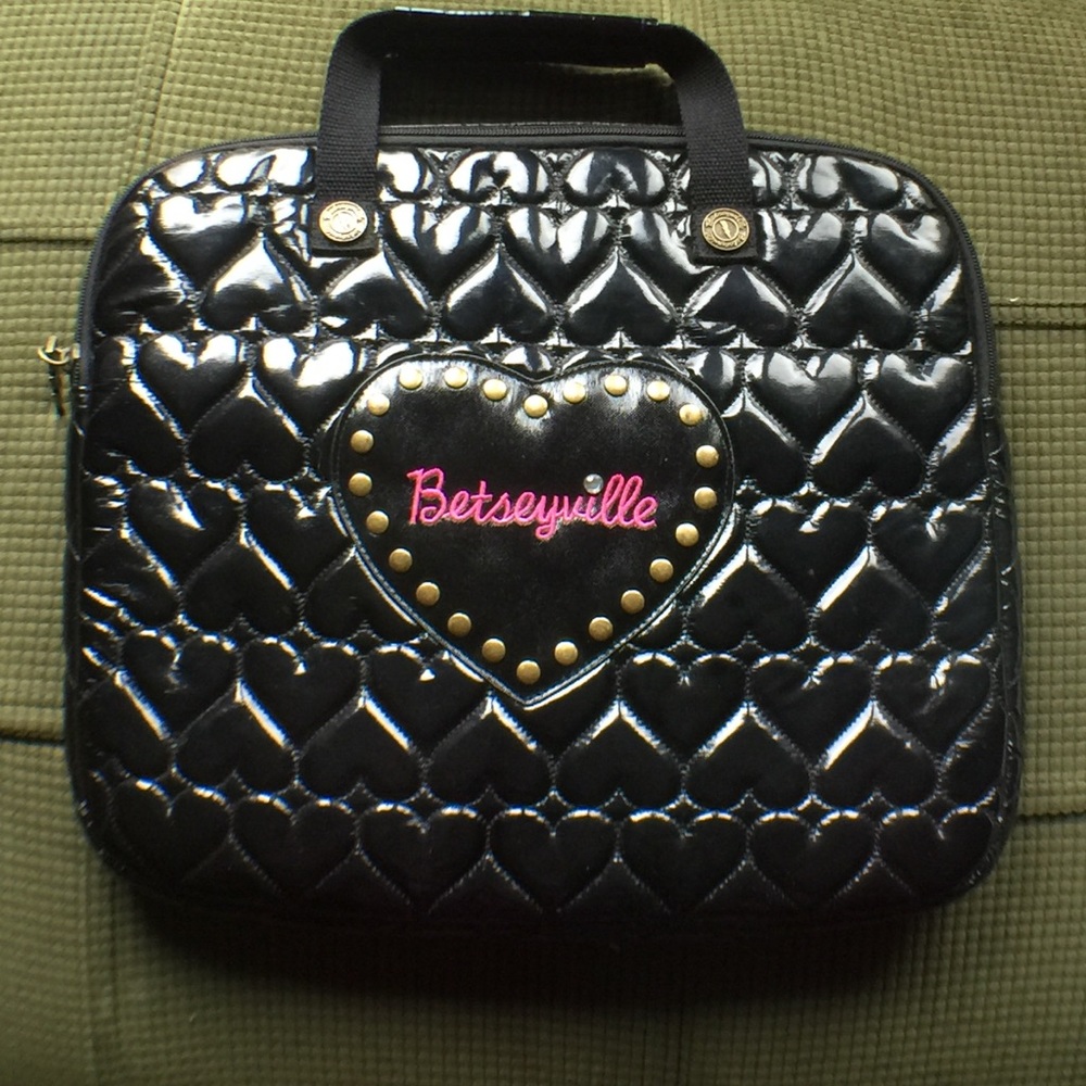 Betsy Johnson laptop bag