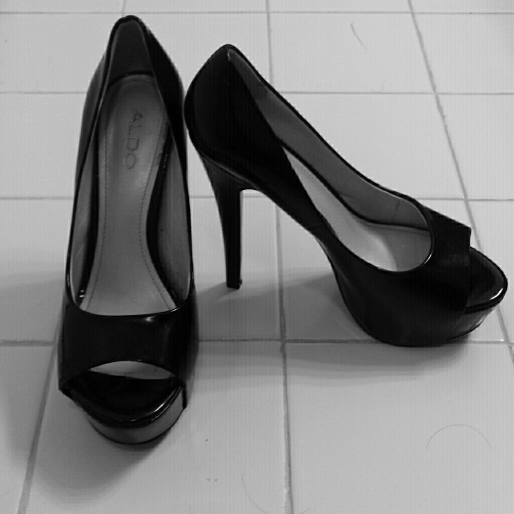 Aldo patent leather heels