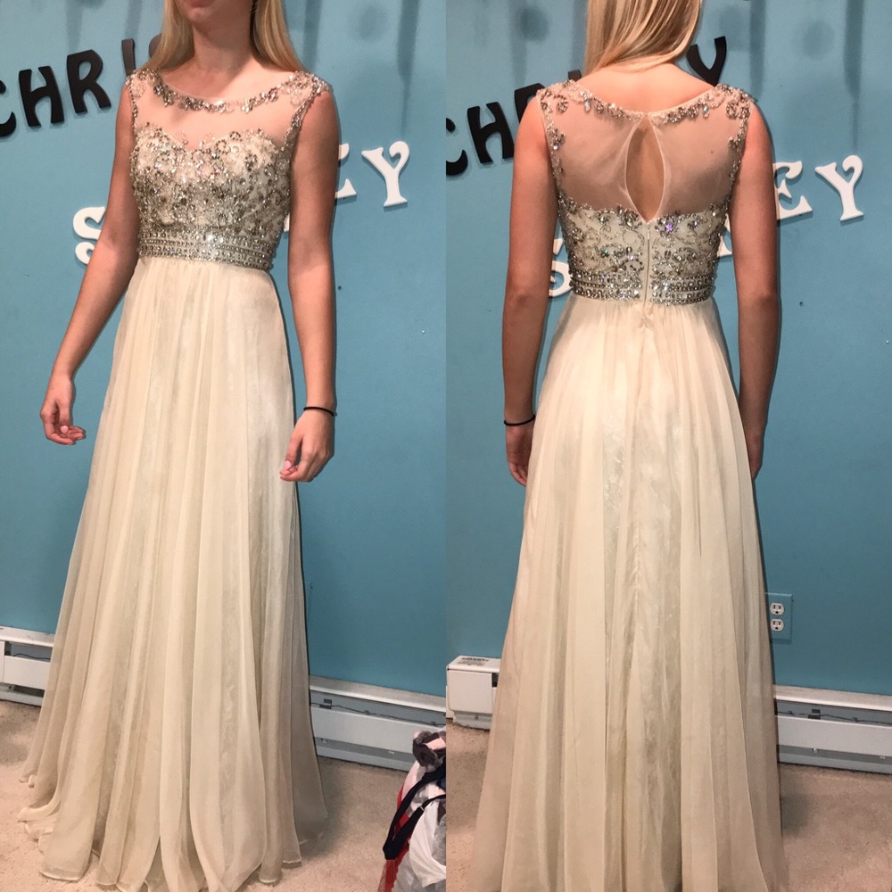 Champagne prom dress