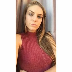 Meet your Posher, Kelli