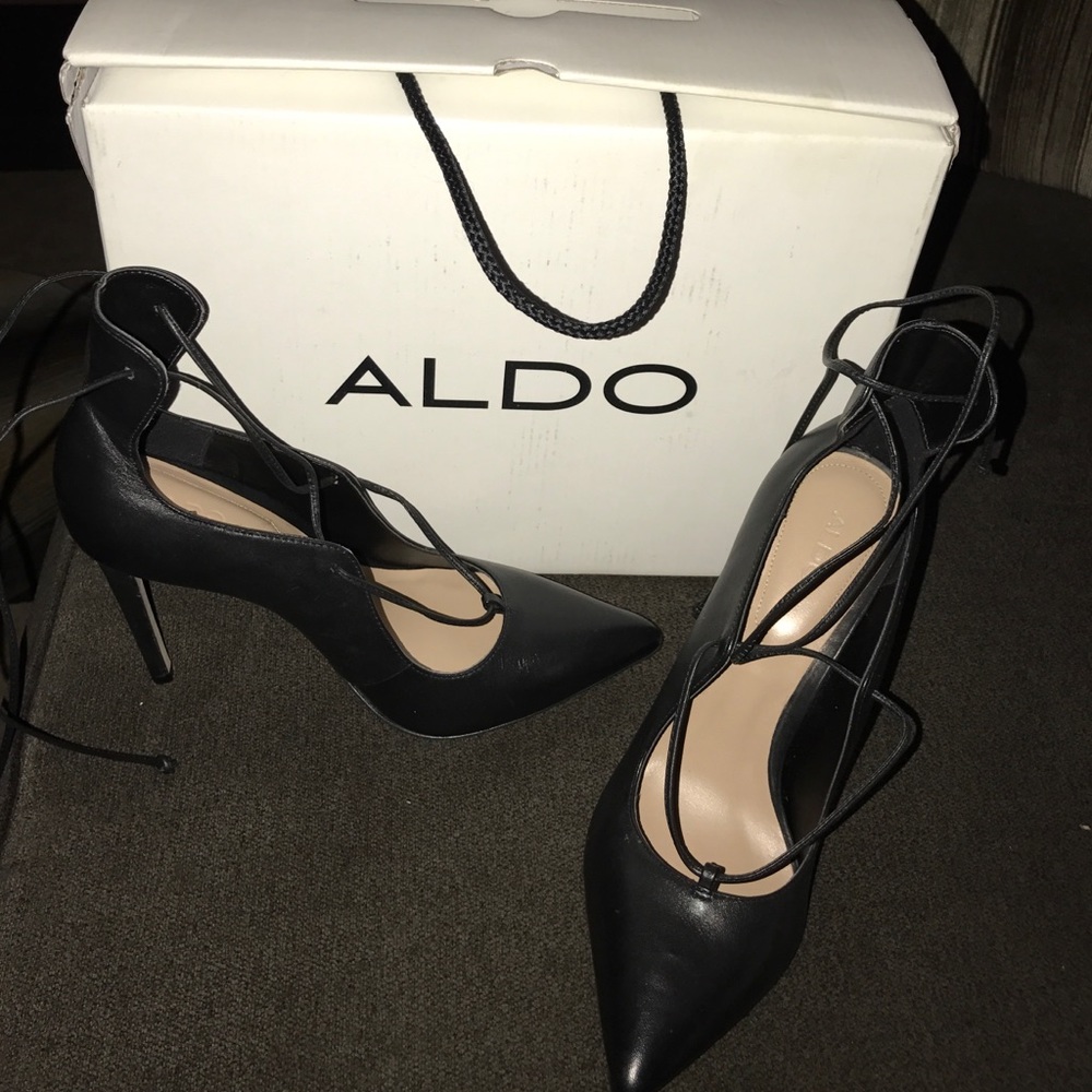 Aldo heels with box