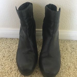 Steve Madden ROADRUNA 7.5 Black leather